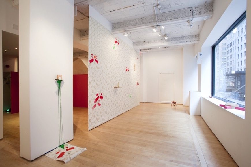 Pasha Radetzki, Crossed House, installation view